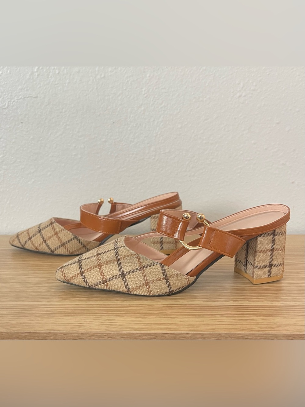 Plaid Pointed-Toe Slingback Mules in Tan - Picture 4 of 7